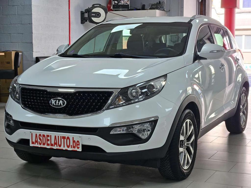 Kia Sportage 1.6i 2WD World Edition Cuir Chauffants Gps Blue, Auto's, Kia, 158 g/km, Gebruikt, 4 cilinders, Wit