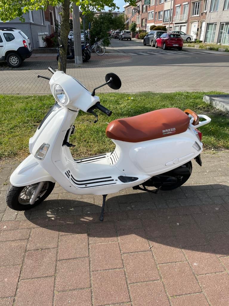 scooter  A- klasse ( zonder rijbweijs), Ophalen, Overige modellen, Klasse A (25 km/u), Zo goed als nieuw