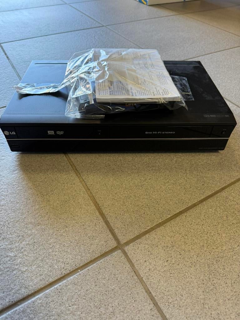 LG - VHS/DVD Recorder, Audio, Tv en Foto, DVD spelers, Ophalen, Gebruikt, Dvd-speler, LG