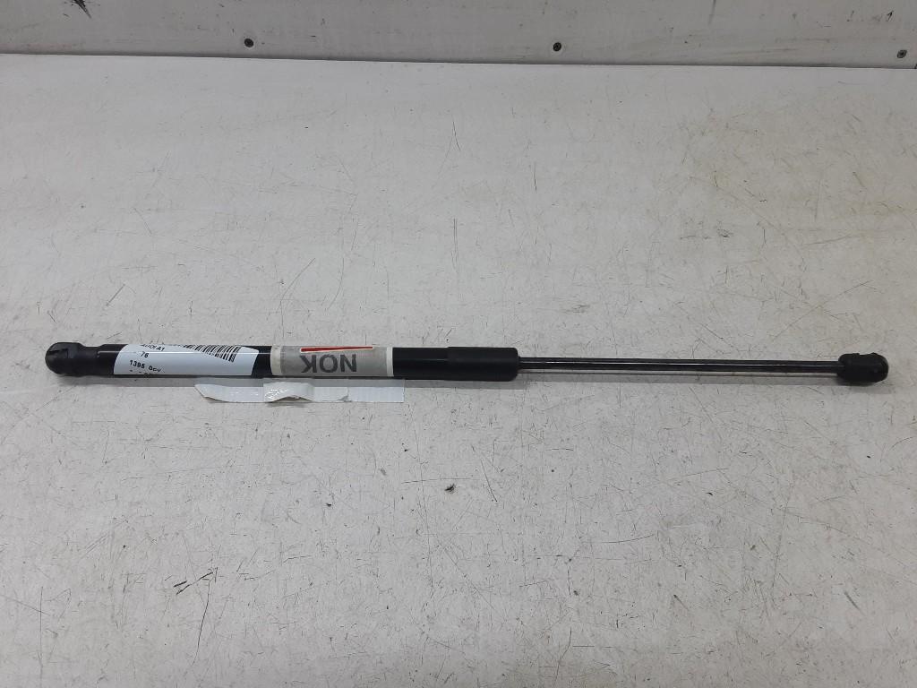 GASDRUKVEER Audi A1 (8X1 / 8XK) (8X3827552), Gebruikt, Mevr. I. Hauben, Audi, Rue de l'Espoir 34 34
4030  GRIVEGNÉE, BE