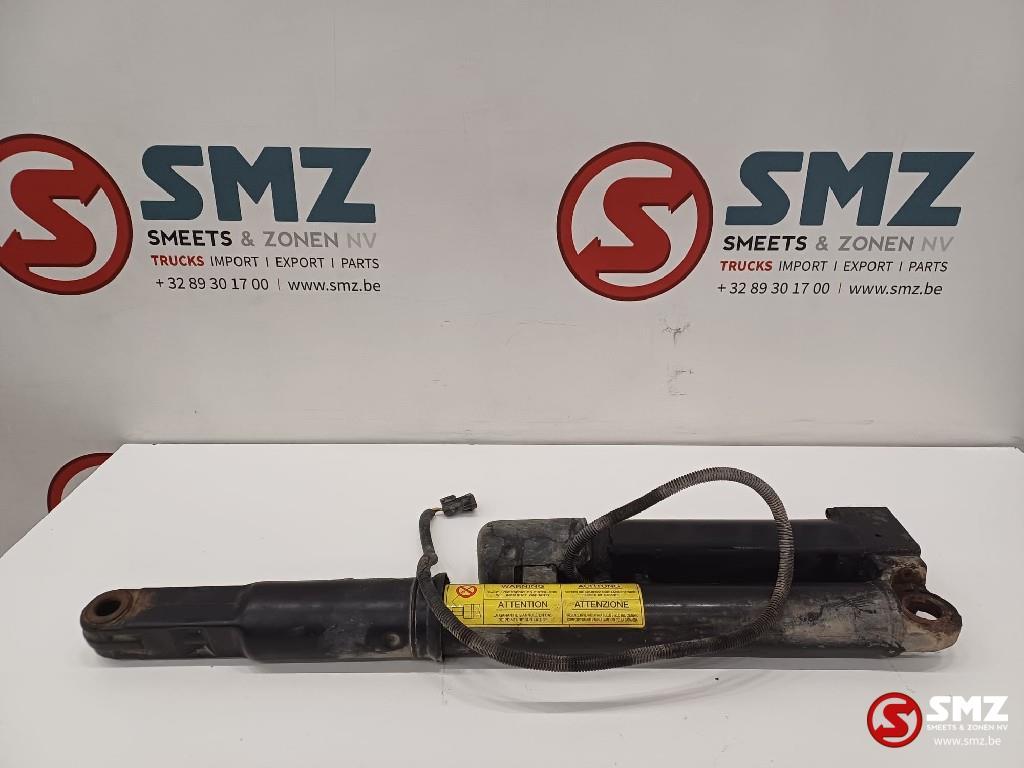 Occ Vérin d'inclinaison de cabine Iveco, Utilisé, Iveco, Suspension et Châssis