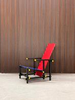 Cassina Red and Blue Chair, Enlèvement ou Envoi