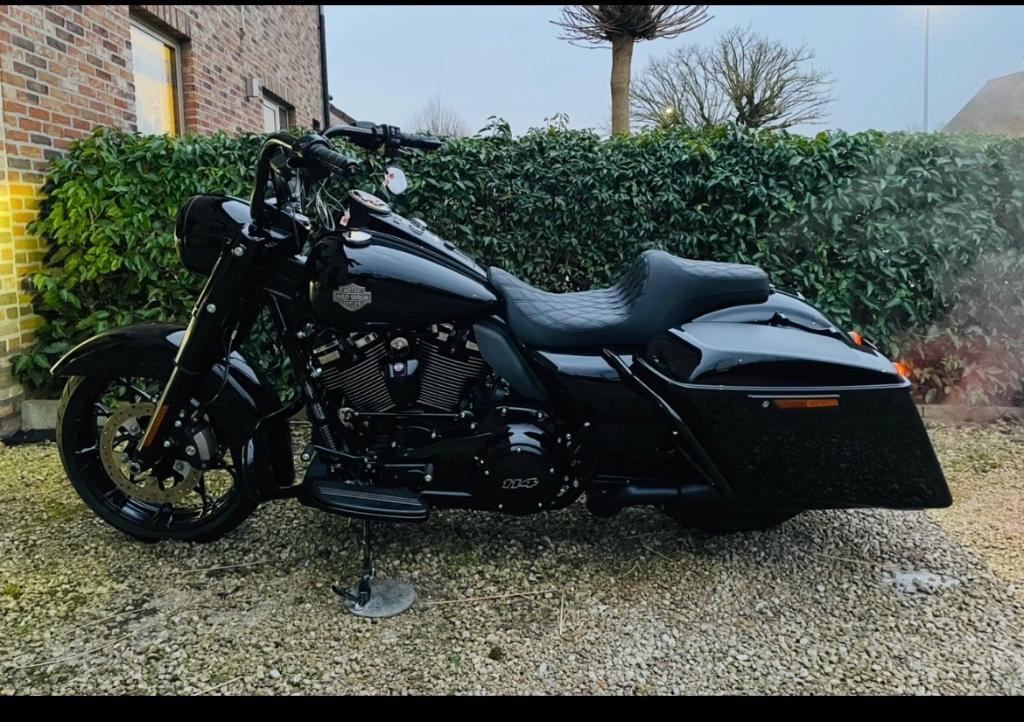 Harley Davidson Road King special 07/2024, Motos, Tourisme, 2 cylindres, Particulier