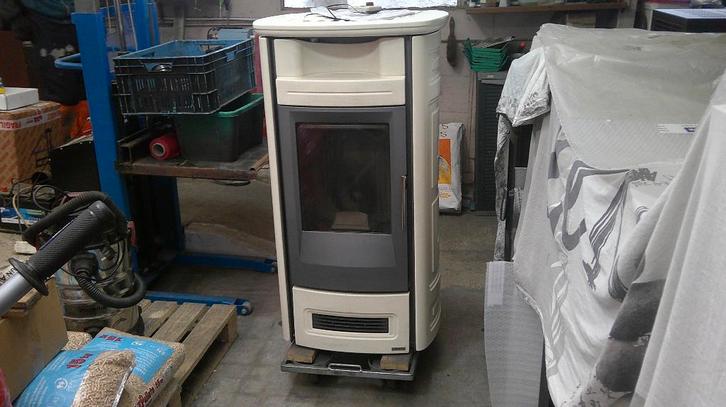 poele à pellets à vendre, Maison & Meubles, Poêles, Utilisé, Enlèvement