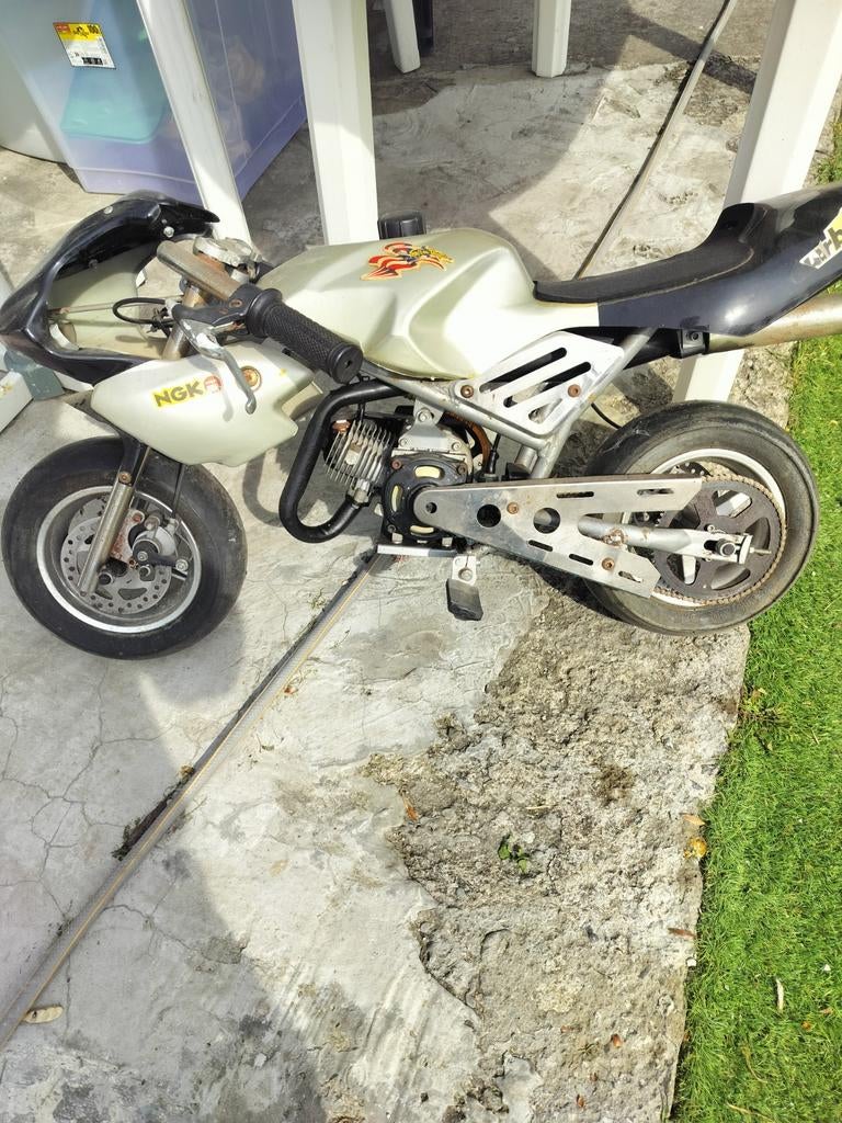 Moto poquet roule très bien, Vélos & Vélomoteurs