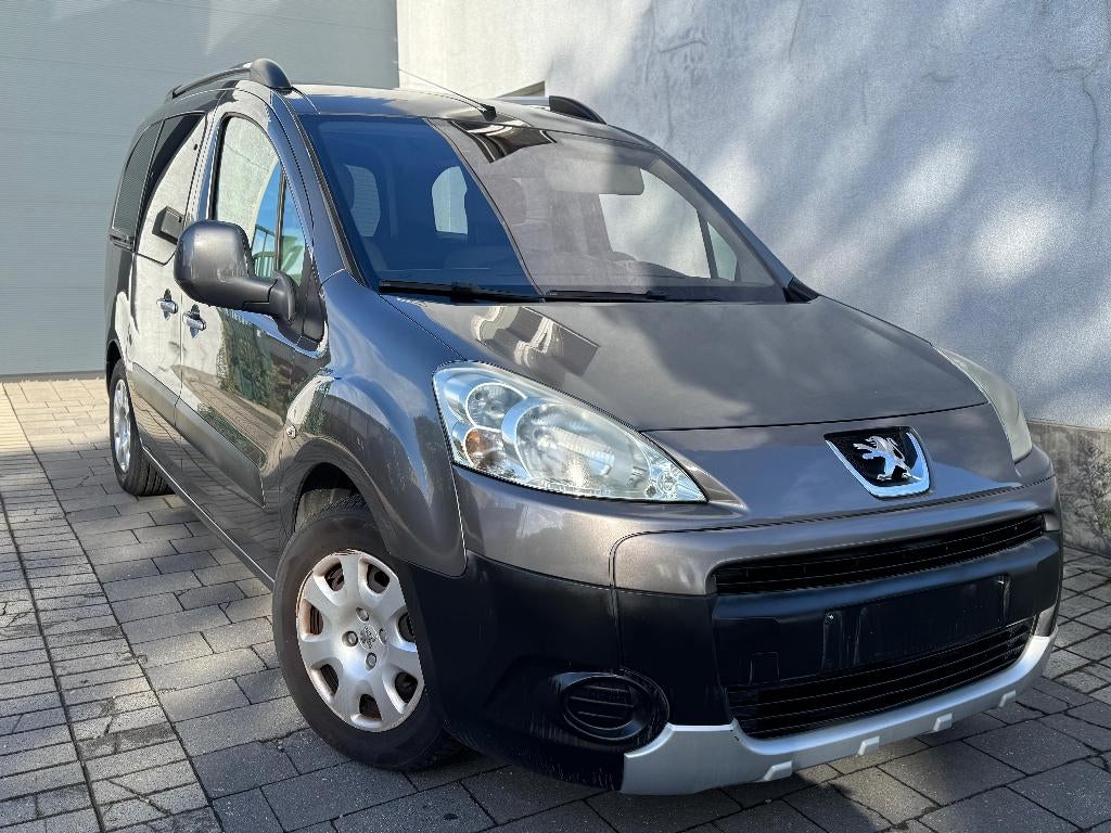 ♿🦼🦽 PEUGEOT PARTNER 1.6d 2009 105000 KM TPMR PMR INVALIDE, Argent ou Gris, Entreprise, Boîte manuelle, Entretenue par le concessionnaire