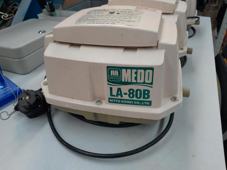 luchtpomp - zuurstofpomp Nitto LA-80, Tuin en Terras, Vijver-toebehoren, Zo goed als nieuw, Vijverpomp, Ophalen of Verzenden