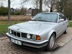 Bmw serie 520i e34, Autos, Argent ou Gris, Carnet d'entretien, Automatique, Particulier