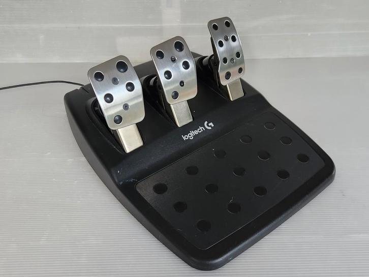 Pédales Logitech Original, Informatique & Logiciels, Joysticks, Comme neuf, Enlèvement