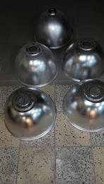 Armatuur industrieel leeg, Ophalen