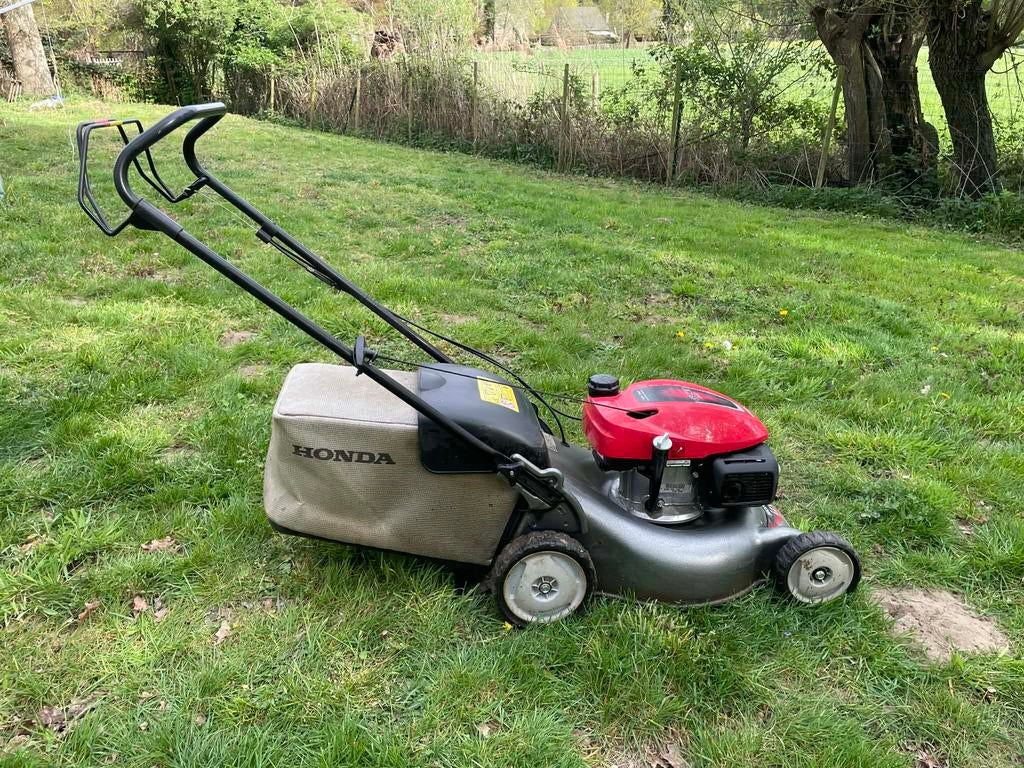 Honda GCVX 145 grasmaaier/zelftrekker 3.7PK 41cm maaidek, Jardin & Terrasse, Tondeuses à gazon, Enlèvement