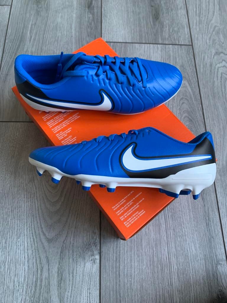 Chaussures de football Nike en gazon ou en gazon artificiel, Sports & Fitness, Football, Enlèvement, Chaussures