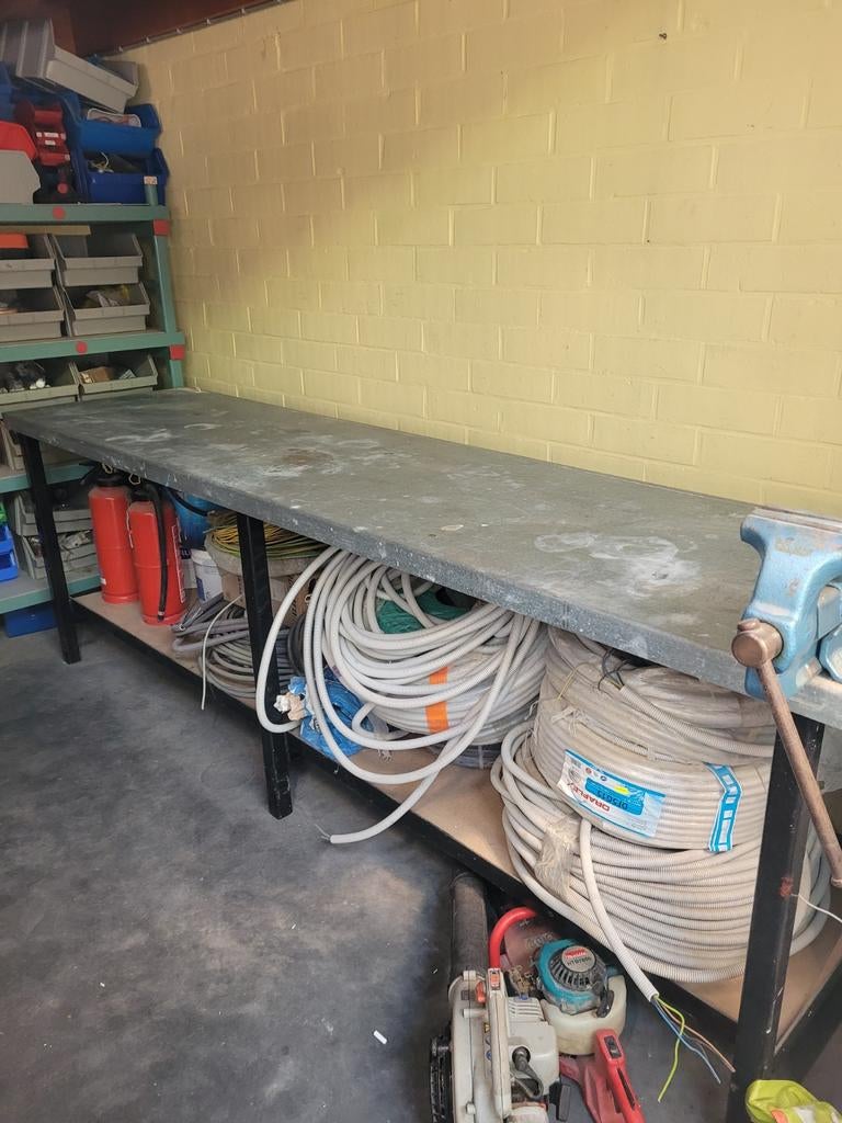 Werkbank, Enlèvement ou Envoi