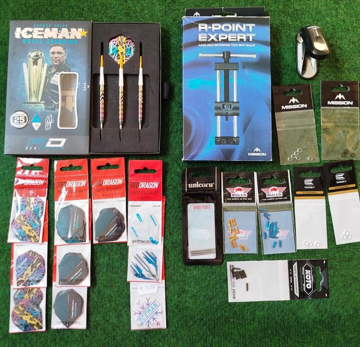 Gerwyn Price dartpijlen en accessoires, Sport en Fitness, Darts, Zo goed als nieuw, Flights, Ophalen of Verzenden