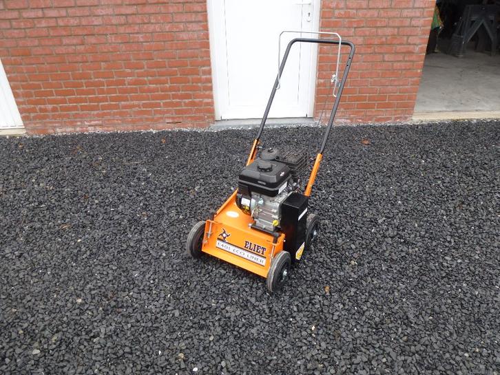 te huur verticuteermachine ELIET 401 prijs 25 euro, Jardin & Terrasse, Scarificateurs, Comme neuf, Essence, Enlèvement