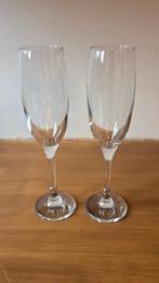 2 champagneglazen In dik glas, Maison & Meubles, Cuisine | Vaisselle, Enlèvement ou Envoi, Comme neuf, Verre, Verre ou Verres
