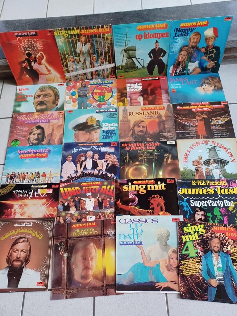 Grote collectie van 24 LP's van James Last verzamelalbums, Ophalen