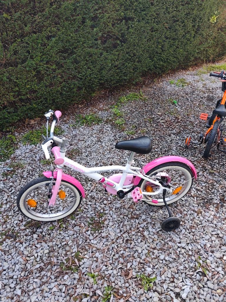 Vélo fille 4-6 ans decathlon Btwin 16 pouces, Enlèvement, Comme neuf, 16 à 20 pouces, B-Twin
