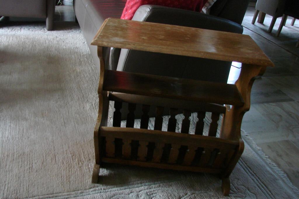 antiek: krantenbak :eik, Huis en Inrichting, Woonaccessoires | Krantenbakken en Lectuurbakken, Ophalen, Gebruikt