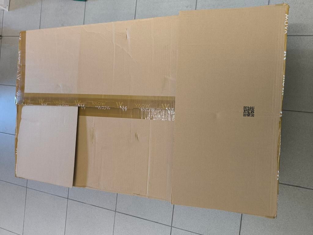 Robot tondeuse mova viax 250 neuf jamais utilisé , prix 499€, Enlèvement