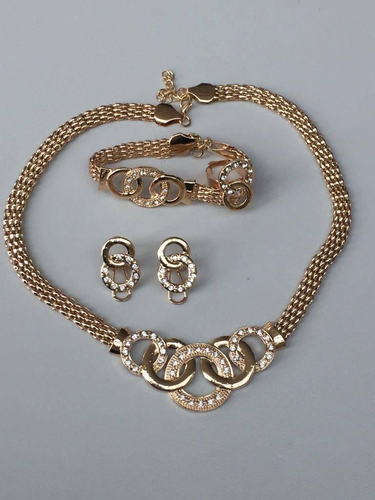 Juwelenset strass ketting armband oorringen NIEUW, Bijoux, Sacs & Beauté, Colliers, Enlèvement, Neuf, Or, Avec strass