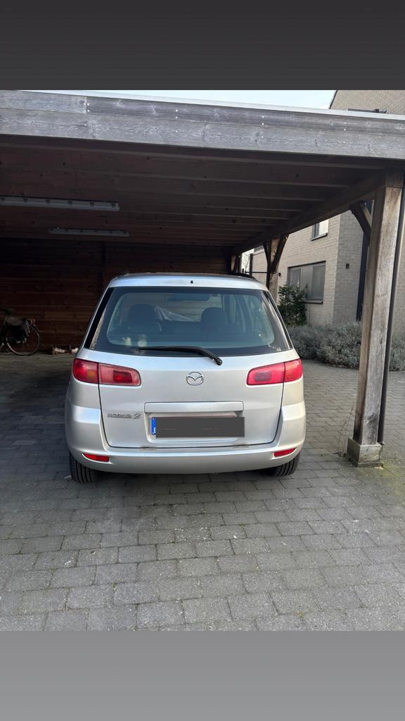 Mazda 2 moet snel weg, Auto's, Mazda, Particulier, Benzine, Euro 4, 5 deurs, Handgeschakeld, Zilver of Grijs, Ophalen