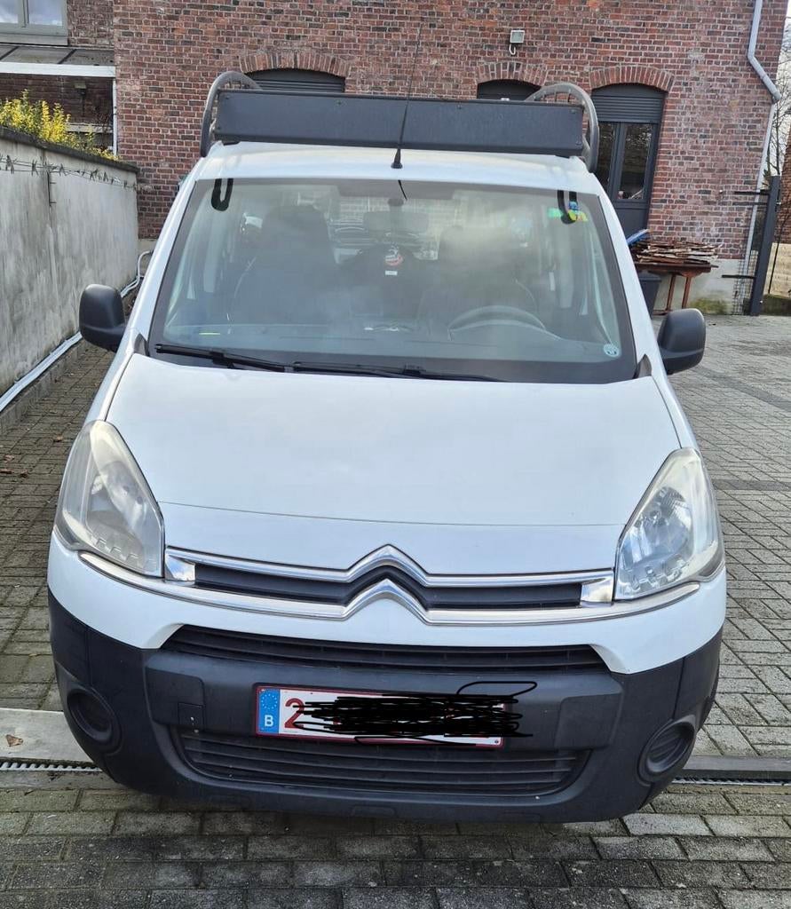 Citroen berlingo, Autos, Camionnettes & Utilitaires, Euro 5, Attache-remorque, 4 portes, Citroën