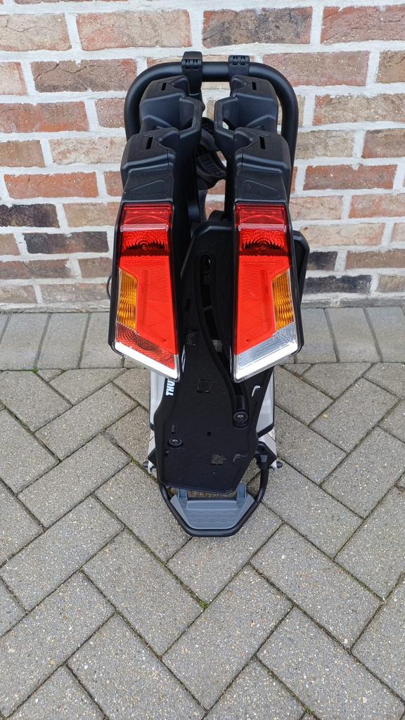 Fietsendrager Thule Easyfold XT2 933, Auto diversen, Fietsendragers, Ophalen, 2 fietsen, Zo goed als nieuw