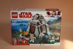 LEGO Star Wars Sealed 75200 Ahch-To Island Training, Ophalen, Nieuw, Complete set, Lego