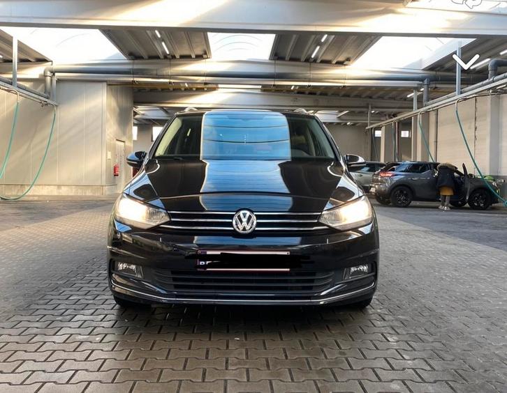 Vw touran 2.0TDI, Autos, Volkswagen, Particulier, Touran, Diesel, Euro 6, 5 portes, Boîte manuelle, Noir, Cuir et Alcantara, Traction avant