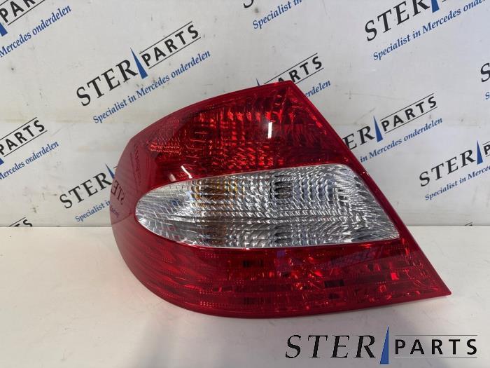 Achterlicht links van een Mercedes CLK, Gebruikt, -, Ophalen of Verzenden, -