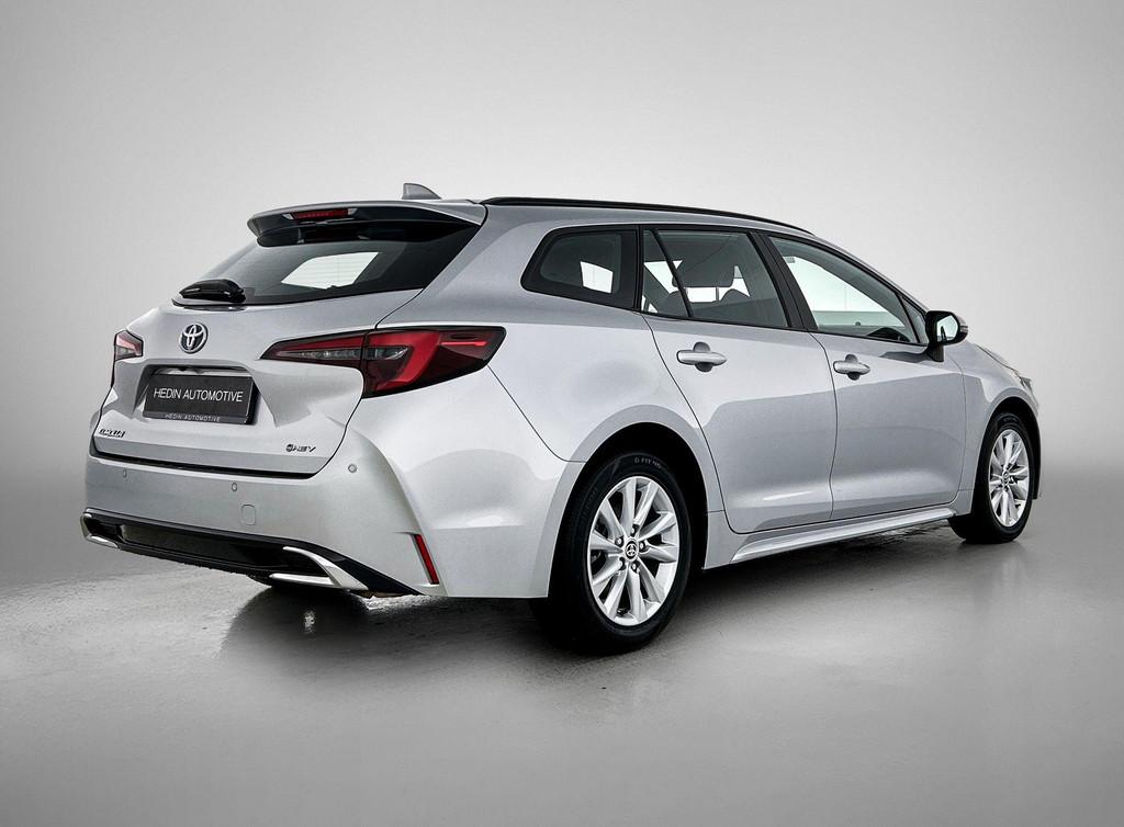 Toyota Corolla Touring Sport 1.8 Hybrid Dynamic e-CVT | Acht, Gebruikt, 750 kg, 4 cilinders, https://public.car-pass.be/vhr/501931f0-6c1f-44b2-ada8-4cb09b573817