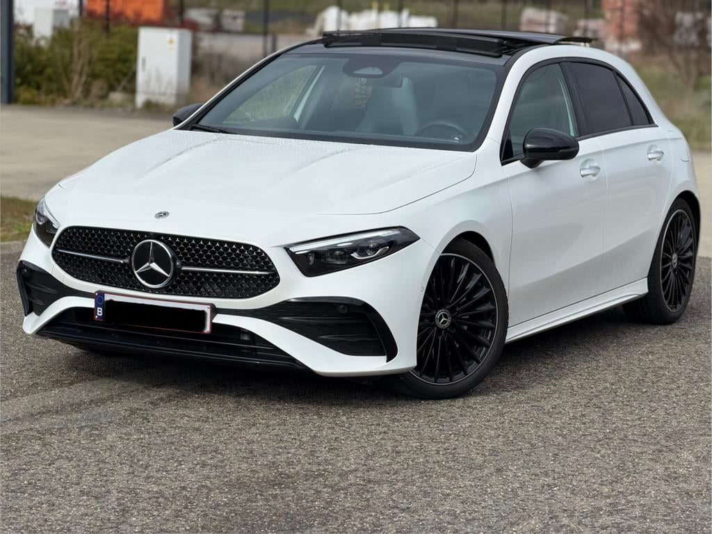 Mercedes Benz AMG A250 224pk! Night Pakket! Full option, Auto's, Automaat, Euro 6, Wit, Leder