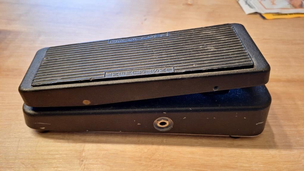 Dunlop cry baby wah, Enlèvement