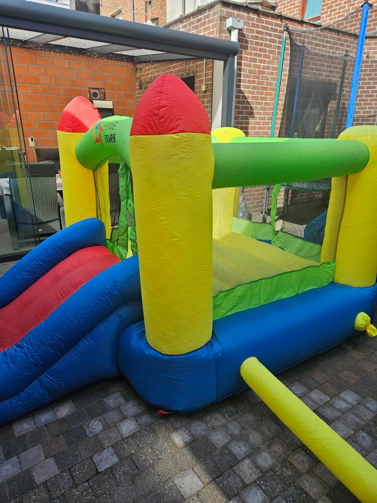 springkasteel voor de kleintjes, Ophalen