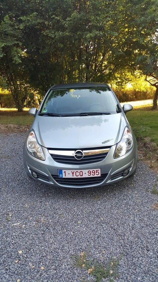 Opel Corsa 1248cc S/D année 2011 à réparer, Autos, Opel, Particulier, Corsa, Diesel, Euro 5, 3 portes, Boîte manuelle, Argent ou Gris