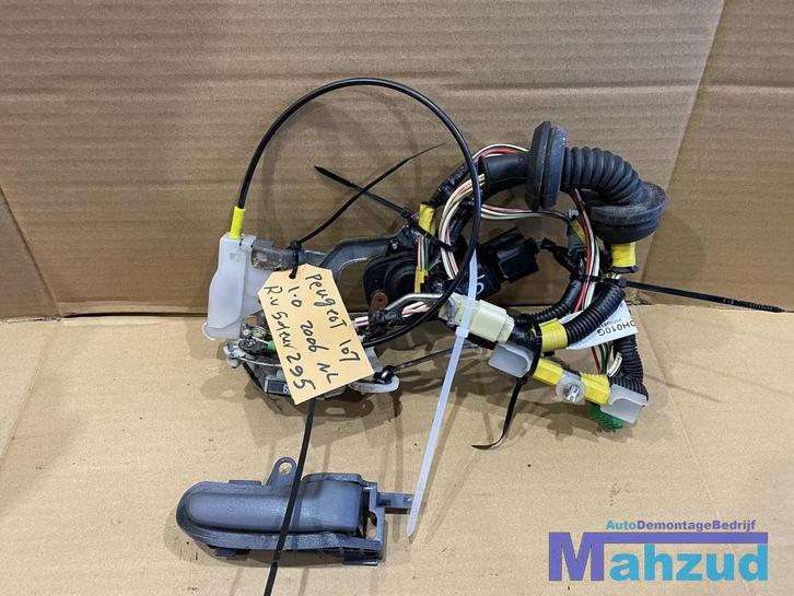 PEUGEOT 107 C1 Rechts voor deurslot kabelboom 2005-2014, Auto-onderdelen, Elektronica en Kabels, Peugeot, Gebruikt