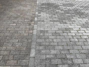 GRATS100 m² betonklinkers – zelf uit te breken en op te hale beschikbaar voor biedingen
