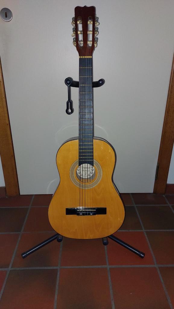 Guitare classique 3/4 en bon état, Musique & Instruments, Instruments à corde | Guitares | Acoustiques, Enlèvement ou Envoi