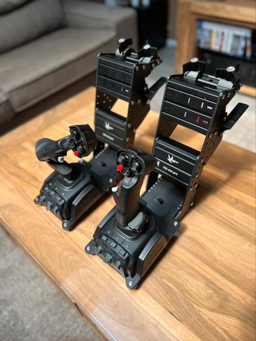 Joysticks - VKB Gladiator EVO/Omni x2 + VKB Bureaumounts x2, Computers en Software, Joysticks, Zo goed als nieuw, Ophalen