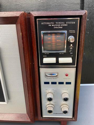 VINTAGE PANASONIC-RADIO WERKT PRIMA beschikbaar voor biedingen