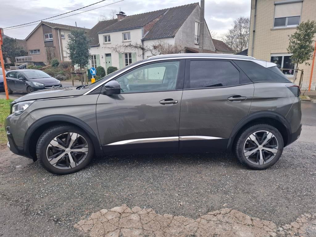 PEUGEOT 3008 1.2 ESSENCE TRÈS PROPRE, Autos, 90 kW, Argent ou Gris, Achat, Euro 6