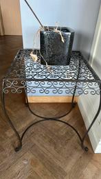 Bijzet tafel in ijzer, Ophalen, Gebruikt
