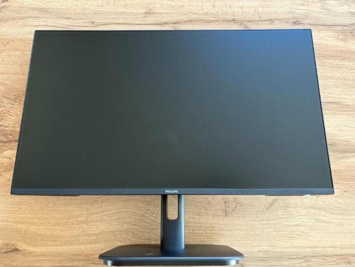Zes Philips IPS monitors, drie 27 inch en drie 24 inch, Computers en Software, Monitoren, Zo goed als nieuw, 61 t/m 100 Hz, HDMI