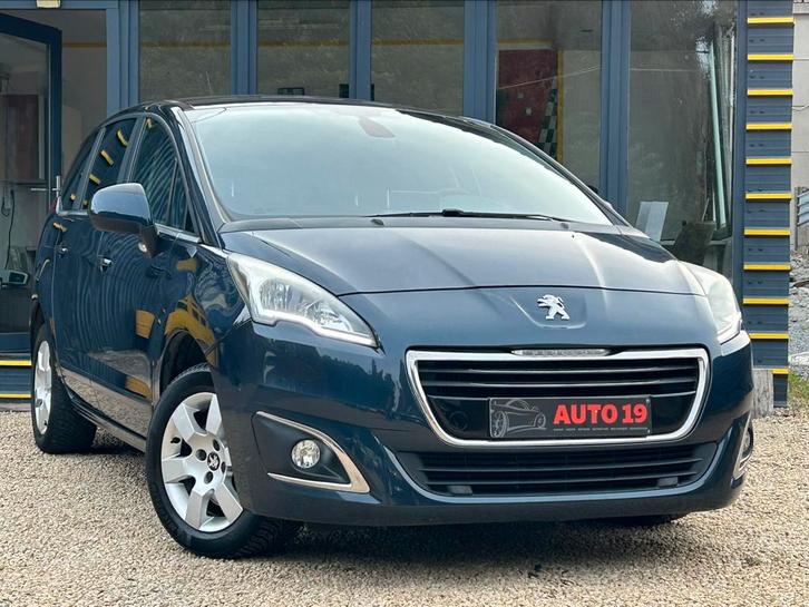 PEUGEOT 5008  1.2 i (131cv), Auto's, Peugeot, Particulier, Te koop, Bluetooth, Benzine, Monovolume, 5 deurs, Handgeschakeld, Blauw