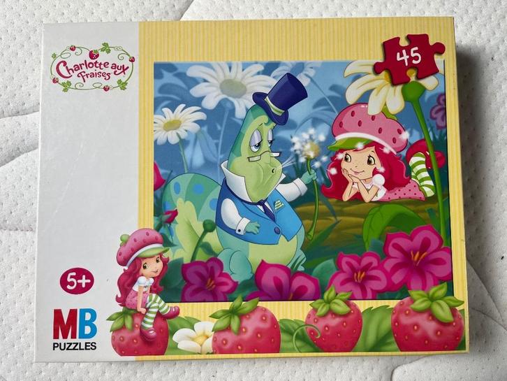 Puzzle MB « Charlotte aux fraises » - 45 pcs - 5+, Kinderen en Baby's, Speelgoed | Kinderpuzzels, Gebruikt, 4 tot 6 jaar, 10 tot 50 stukjes