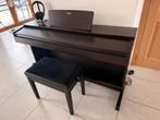 Piano numerique Yamaha Arius YDP-143 + banc + casque Roland, Muziek en Instrumenten, Ophalen, Gebruikt, Bruin, Piano