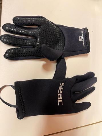 SEAC 2mm neopreen duikhandschoenen (maat M) beschikbaar voor biedingen
