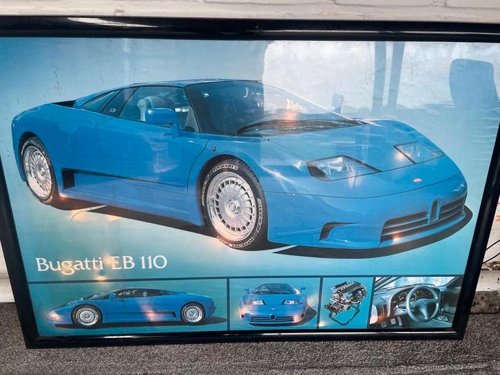 Bugatti EB110 - 2 stuks - grote kaders, Verzamelen, Automerken, Motoren en Formule 1, Zo goed als nieuw, Auto's, Ophalen