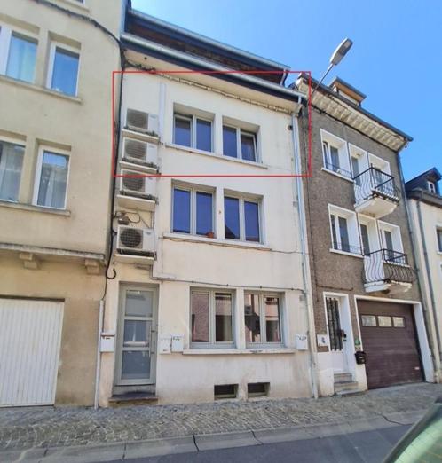 BOUILLON: studio te huur in het stadcentrum., Immo, Appartementen en Studio's te huur, Provincie Luxemburg, 35 tot 50 m²